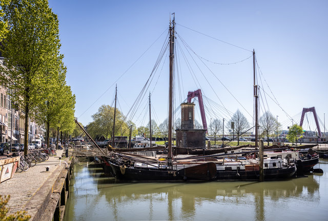 Amsterdam mama 2026-5604.jpg